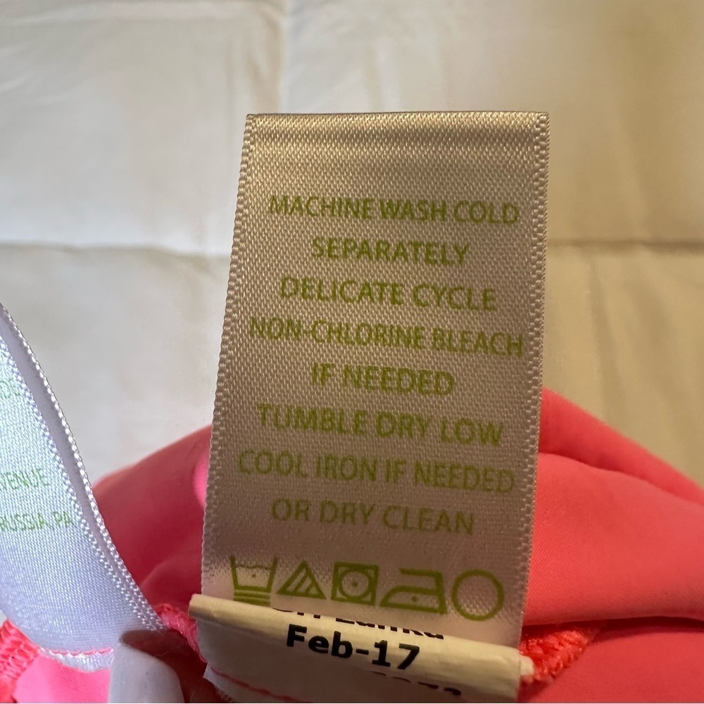 Lilly Pulitzer Claudette Crocheted Pink Shorts Small Coral Reef Pull On Beach(D) - Picture 7 of 8